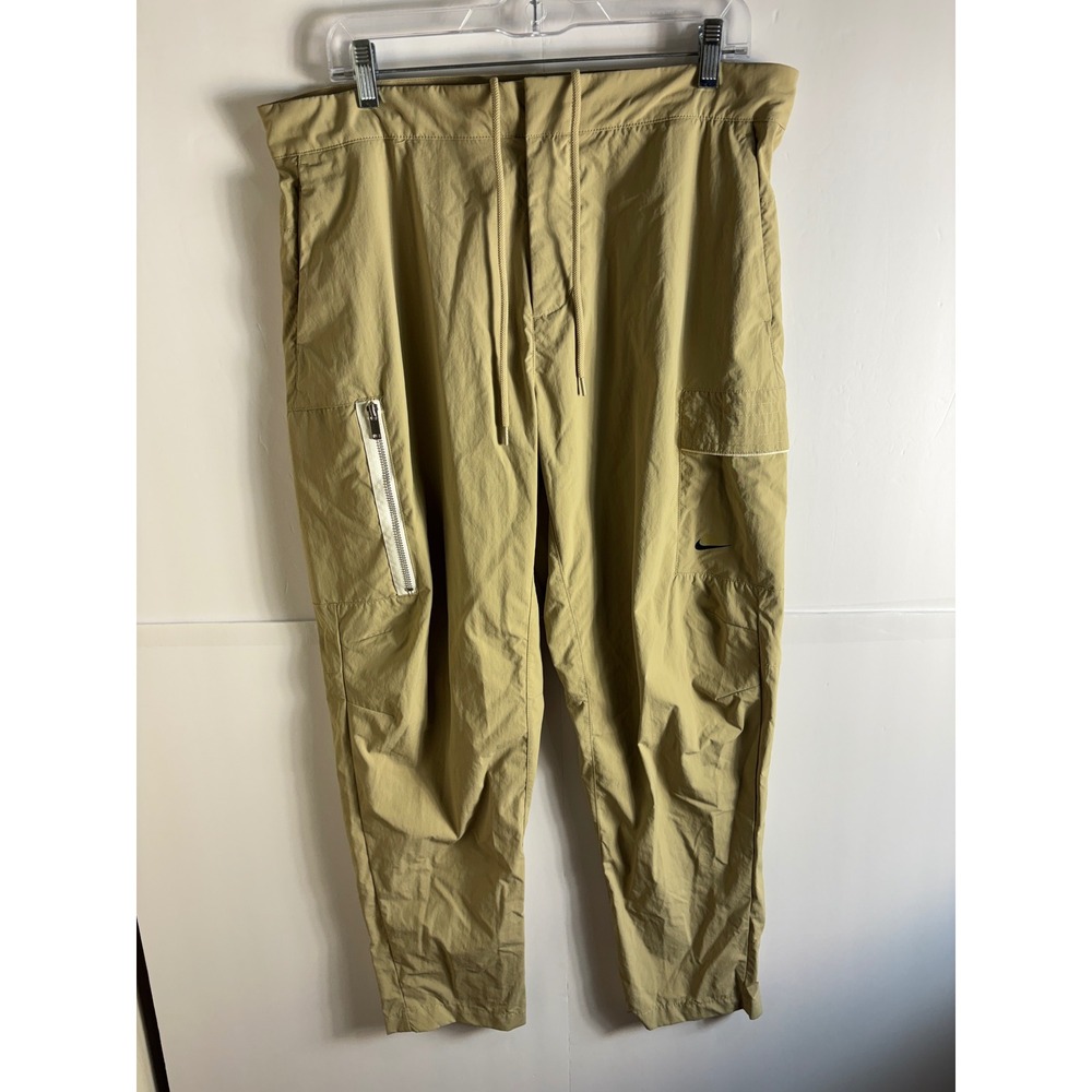 Nike Sportswear Utility Cargo Pants Tan Khaki Tapered Leg DM6681-250 Mens 34 - Picture 4 of 8
